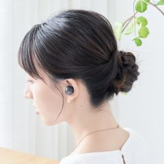 女性